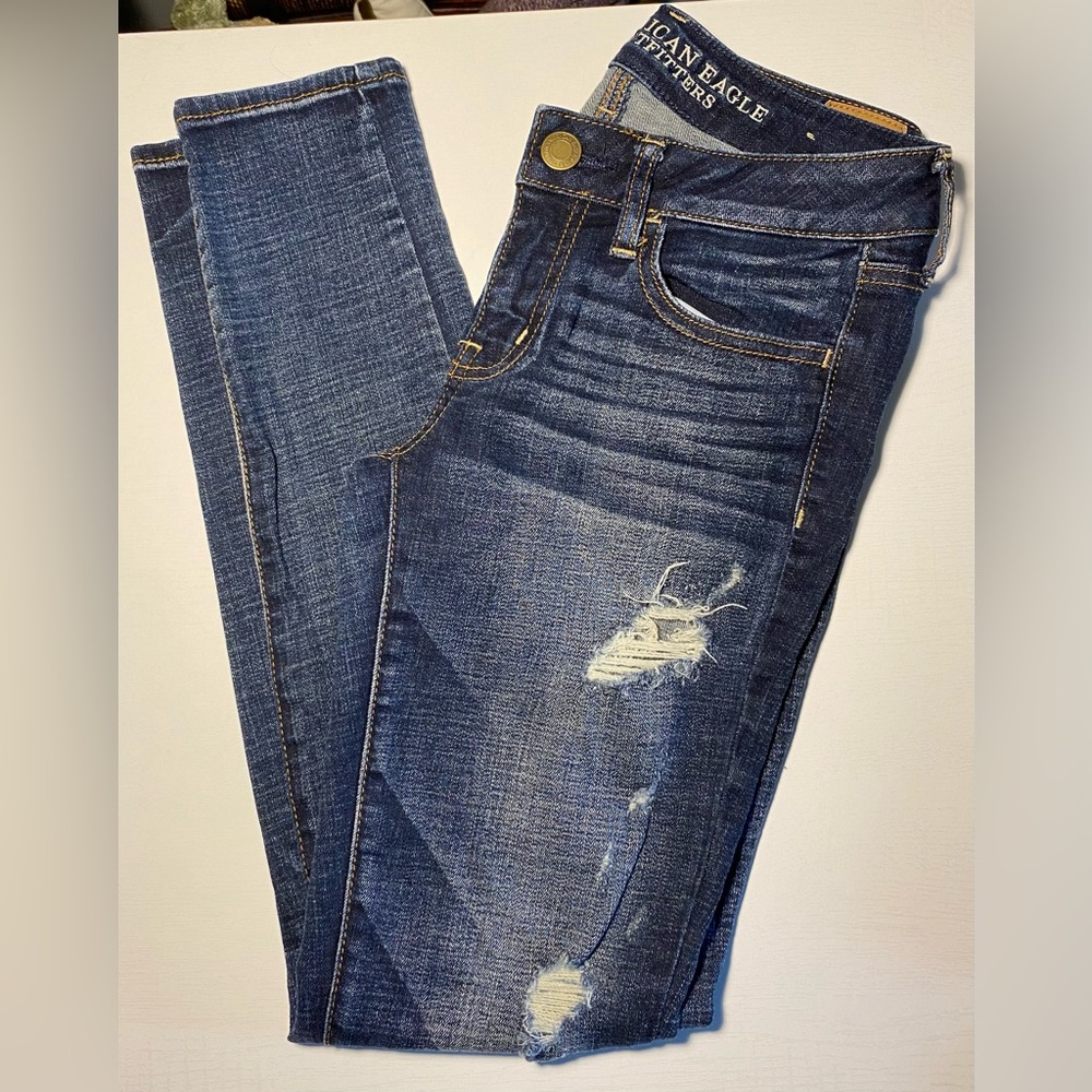 American Eagle Women’s Jeggings Super Stretch. Size 4 Standard.